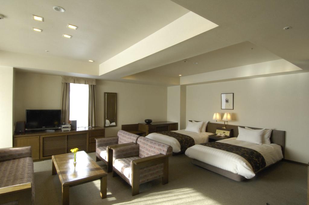 טסומאגואי Karuizawakurabu Hotel 1130 Hewitt Resort מראה חיצוני תמונה