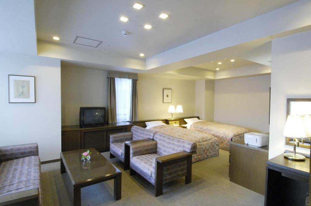 טסומאגואי Karuizawakurabu Hotel 1130 Hewitt Resort מראה חיצוני תמונה