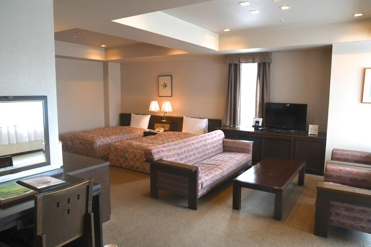 טסומאגואי Karuizawakurabu Hotel 1130 Hewitt Resort מראה חיצוני תמונה