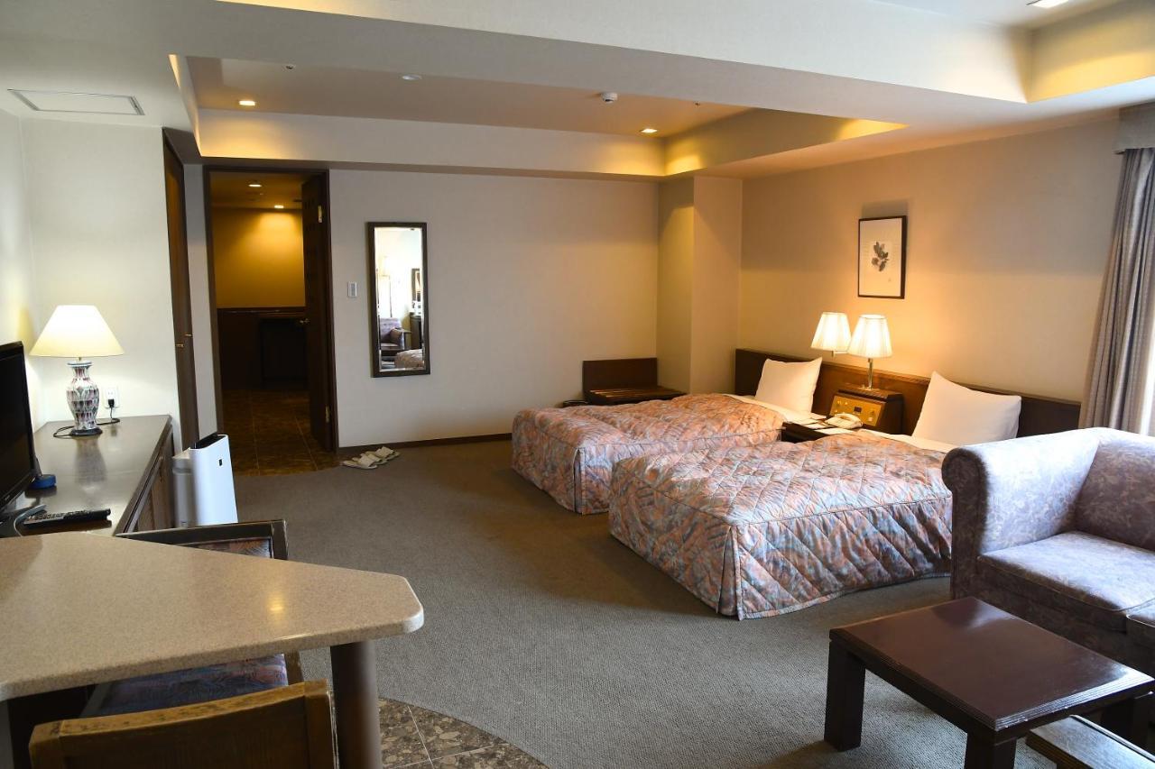 טסומאגואי Karuizawakurabu Hotel 1130 Hewitt Resort מראה חיצוני תמונה